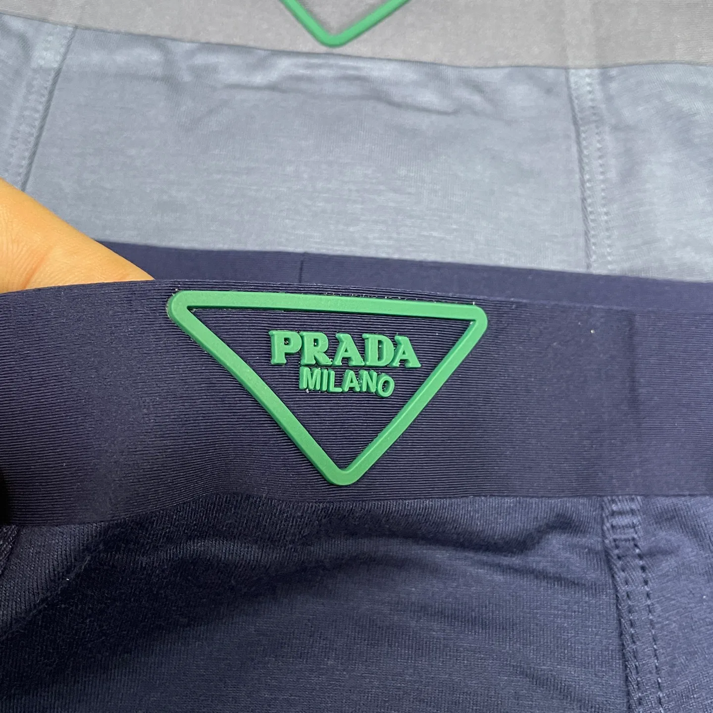 Men's Shorts PRADA 18097540