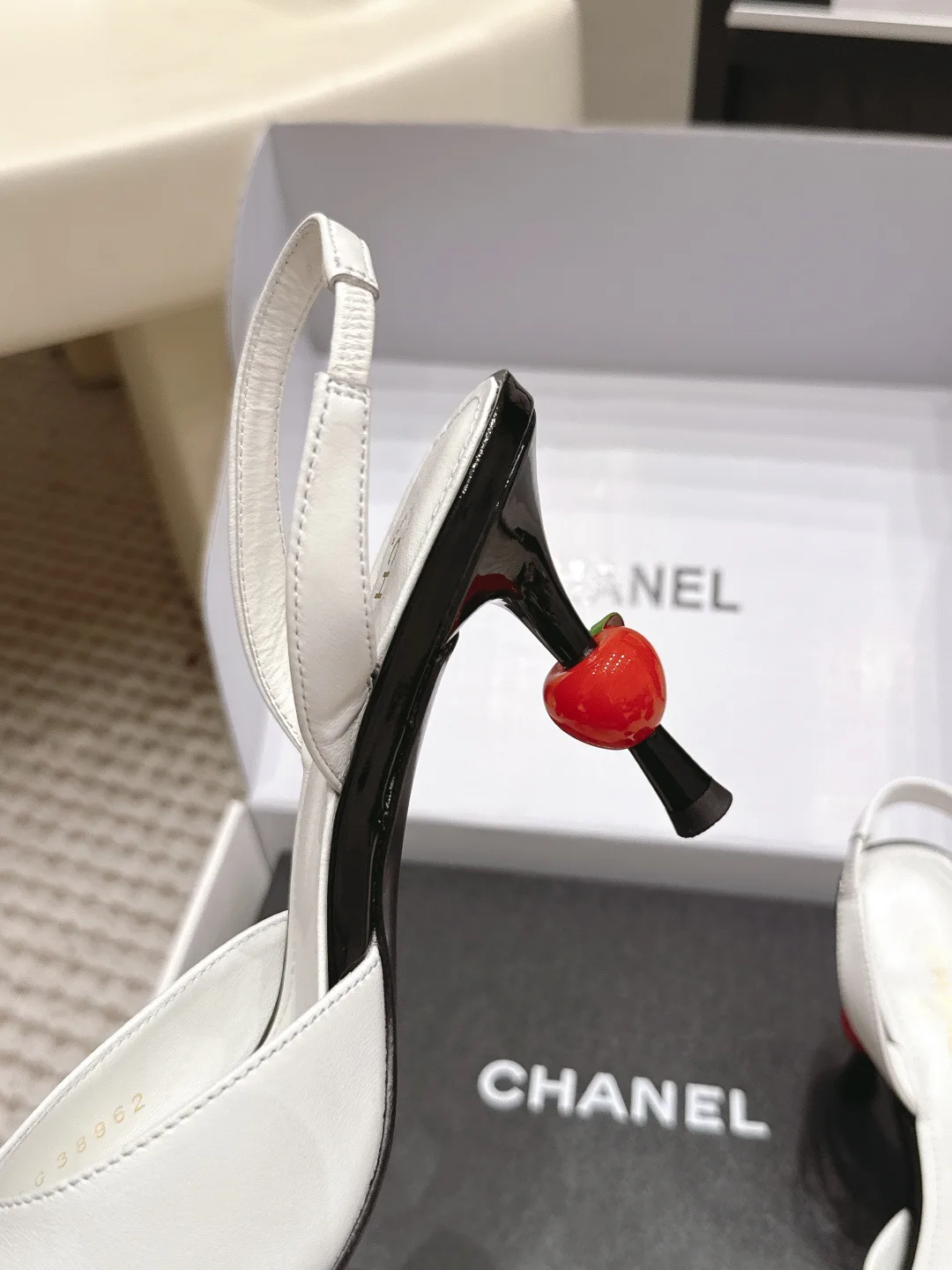 Women's Open-Toe Sandals CHANEL 17784796