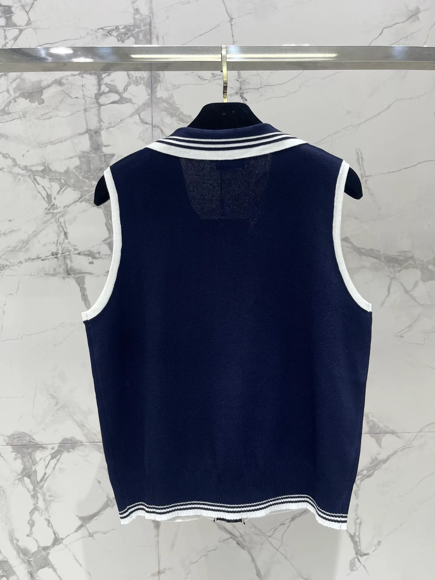 Women's Vests CHANEL 16969975