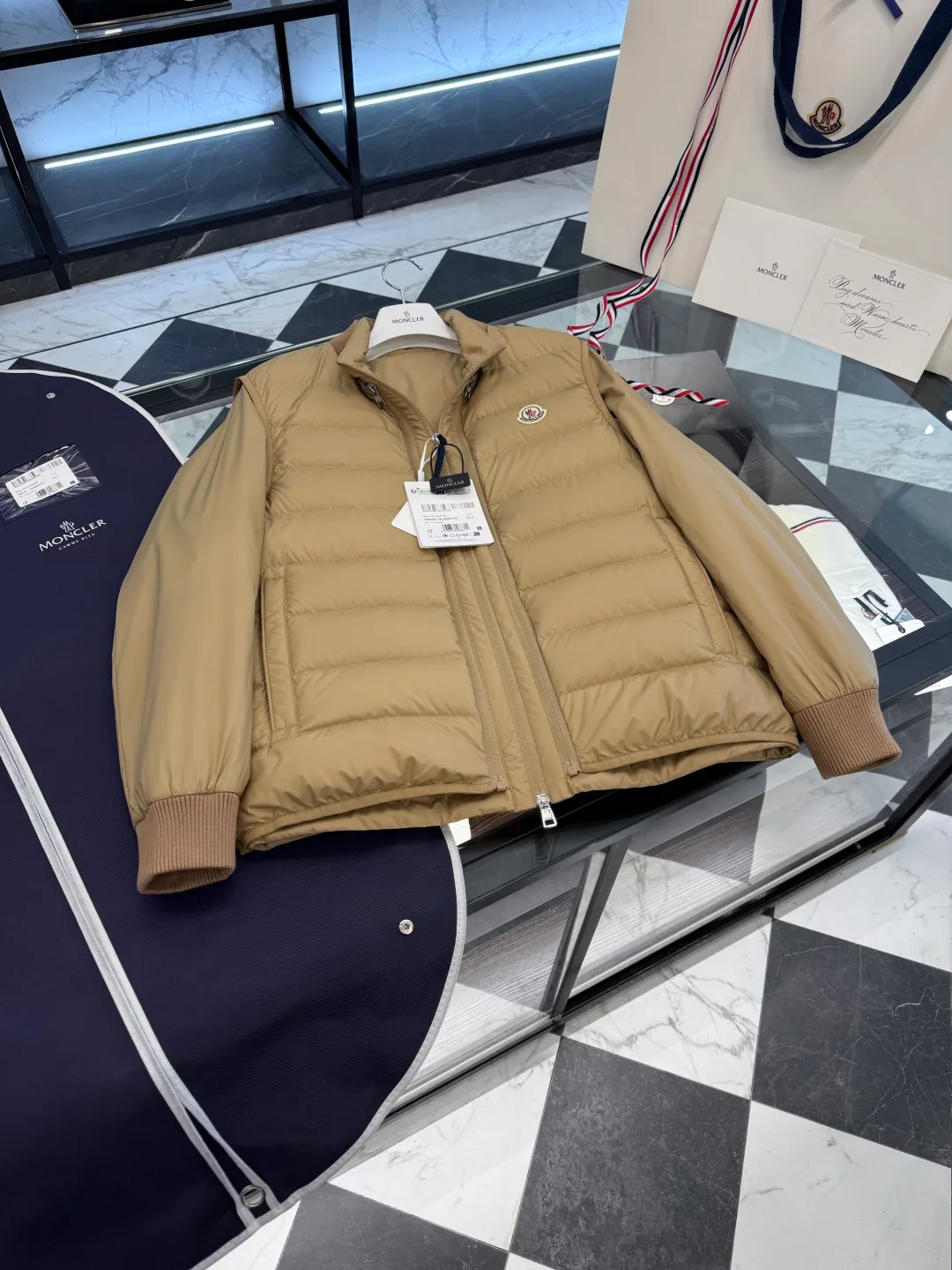 Men's Jackets And Down Jackets MONCLER 18007603