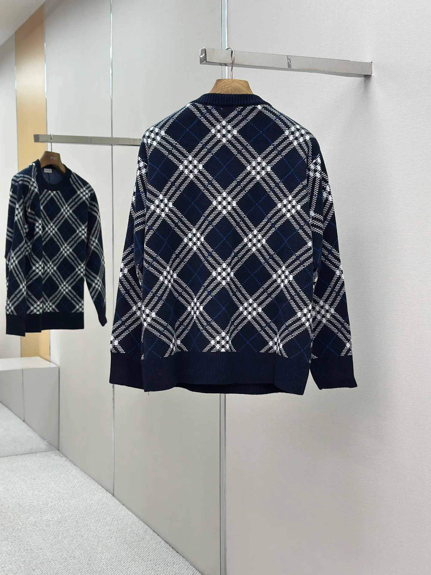 Women's Jumpers And Sweaters BURBERRY 18191167