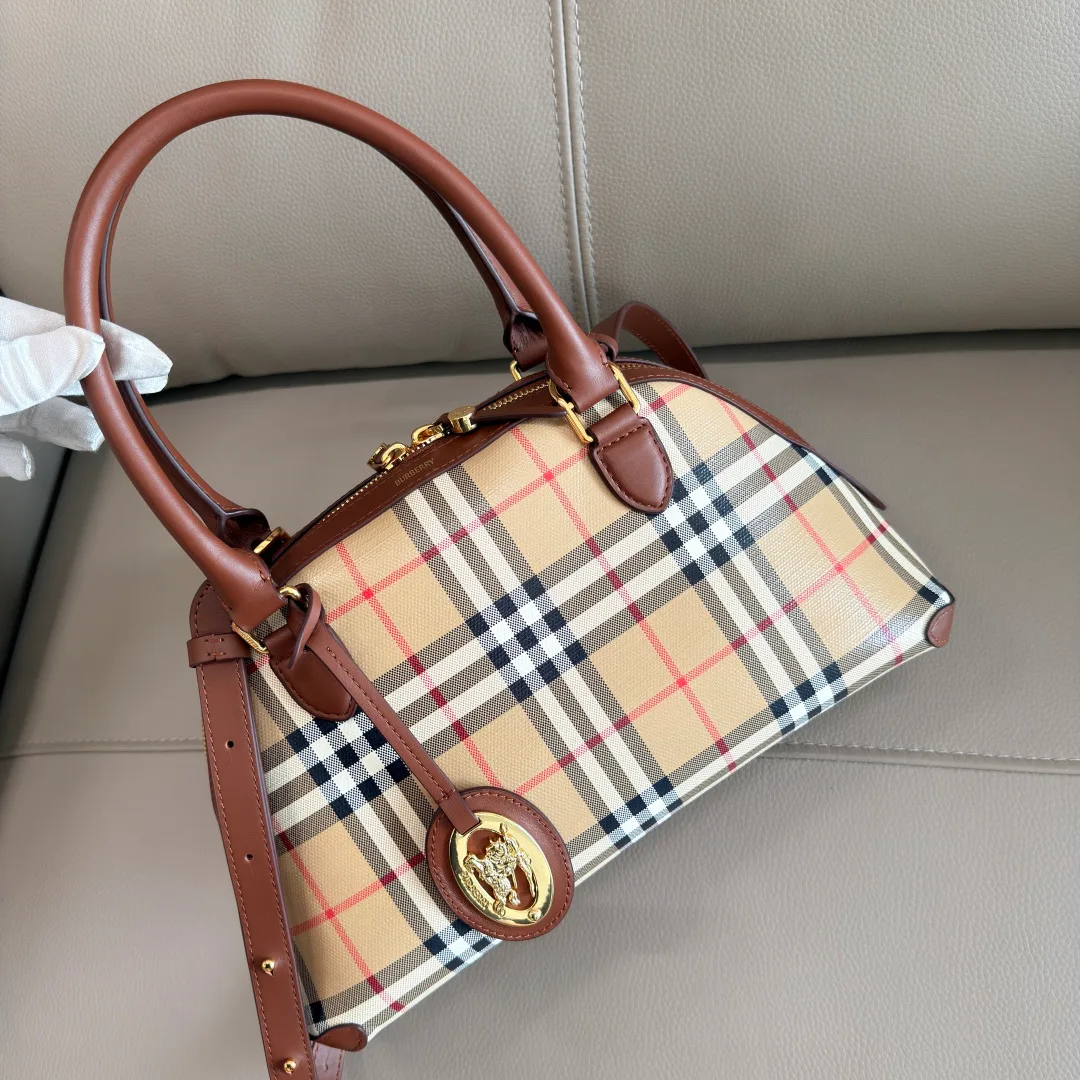 Women's Classic Handbags BURBERRY 17948670