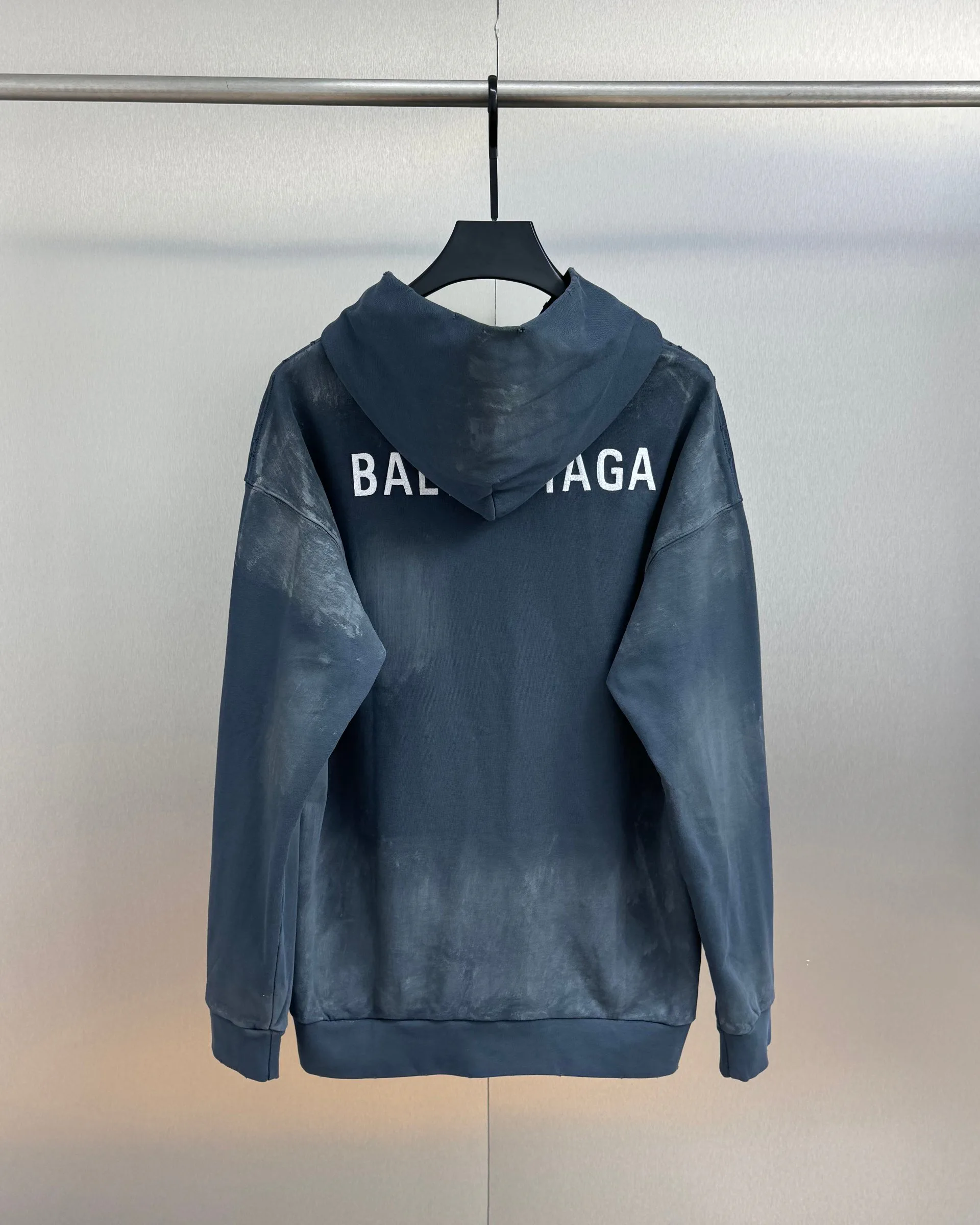 Men's Sweatshirts And Hoodies BALENCIAGA 18189743