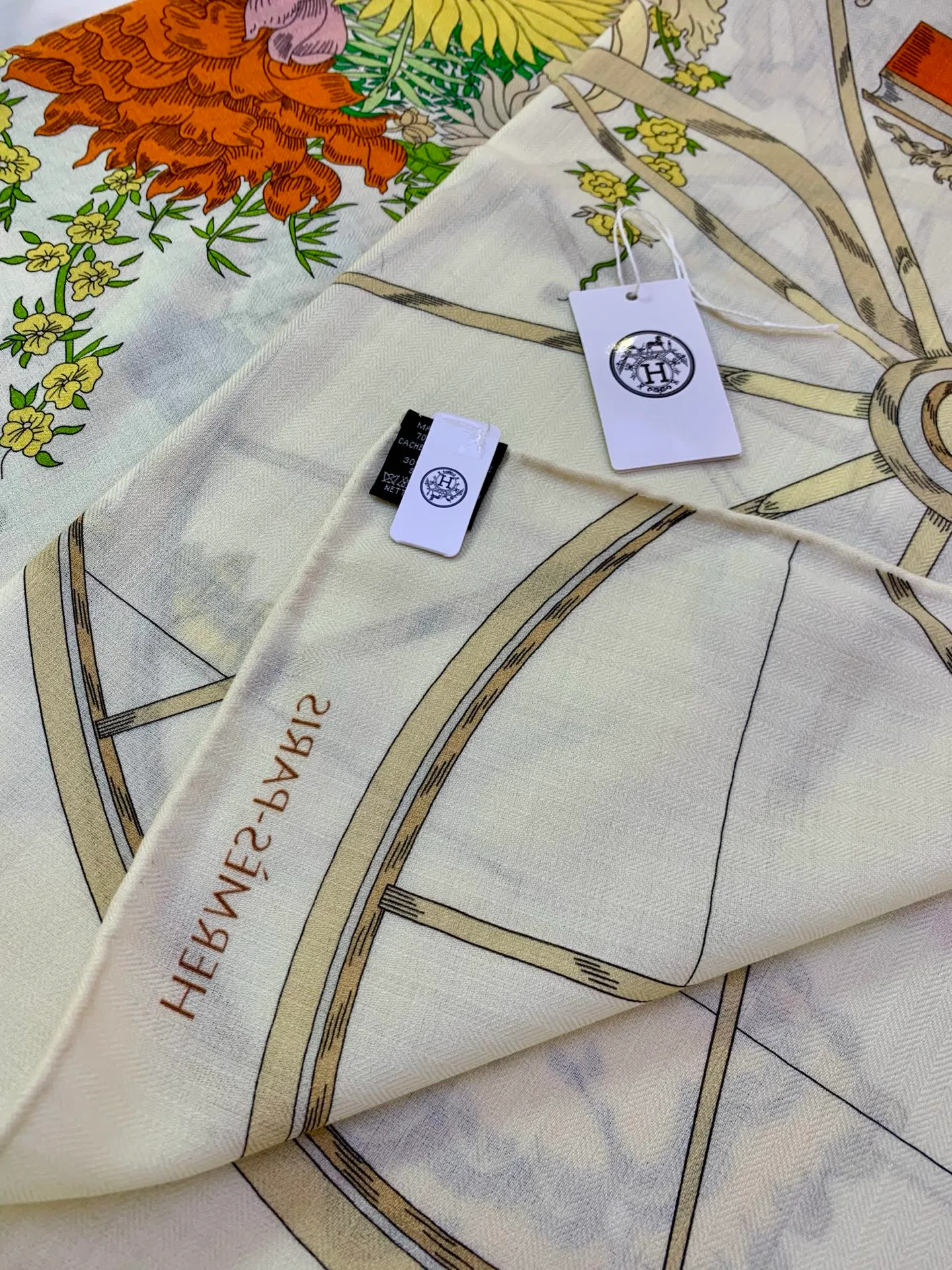 Silk Scarves HERMES 18040233