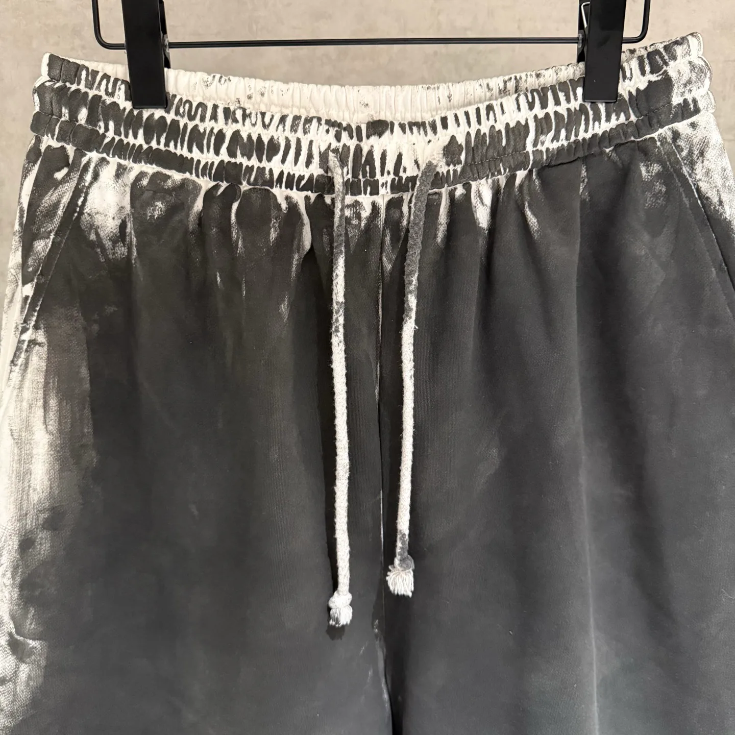 Men's Shorts BALENCIAGA 17436300