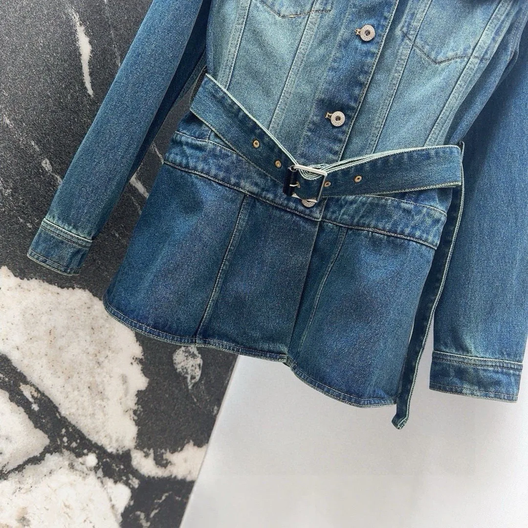 Women's Jackets And Down Jackets LOEWE 17276295