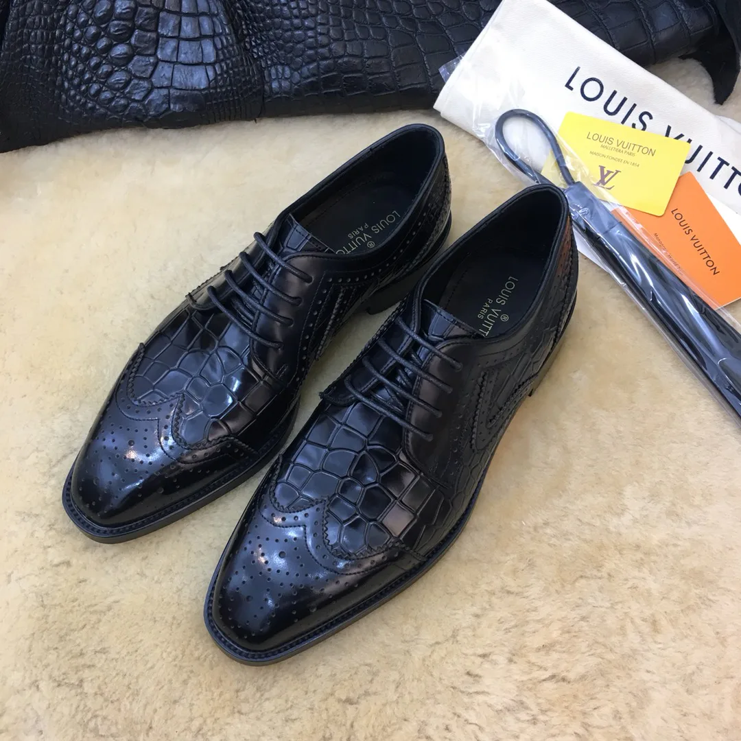 Men's Loafers And Dress Shoes LOUIS VUITTON 17955346