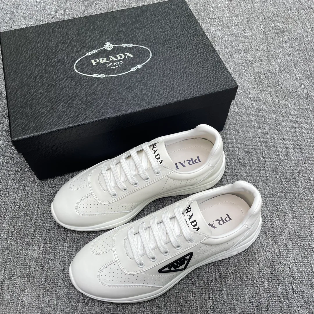 Men's Sneakers PRADA 18076358
