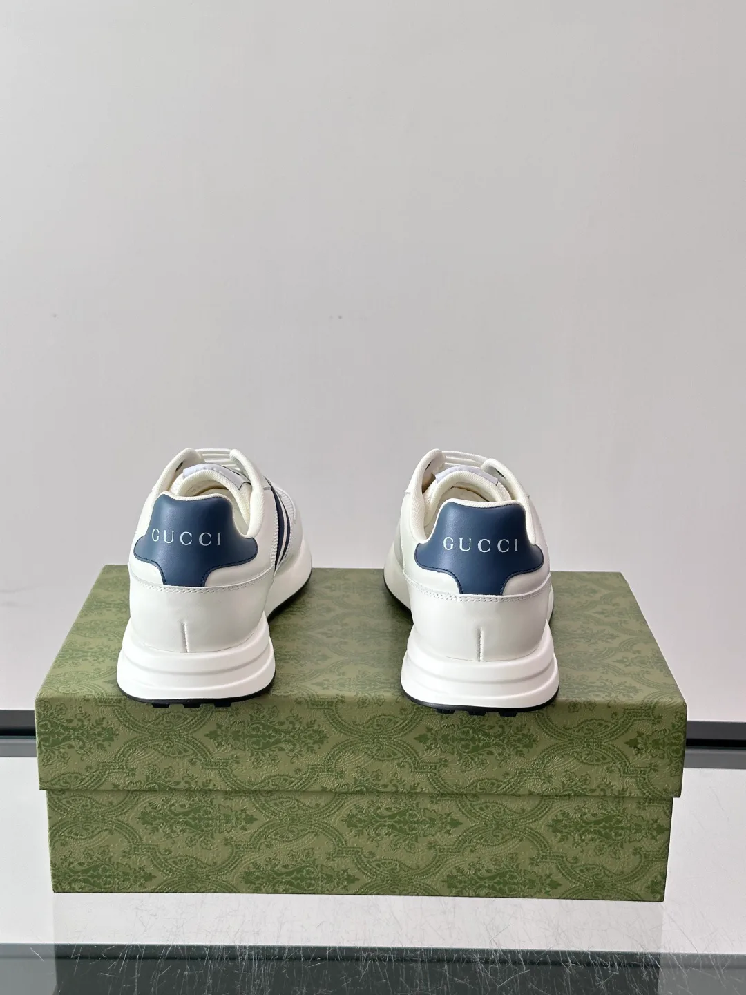 Men's Sneakers GUCCI 17646050