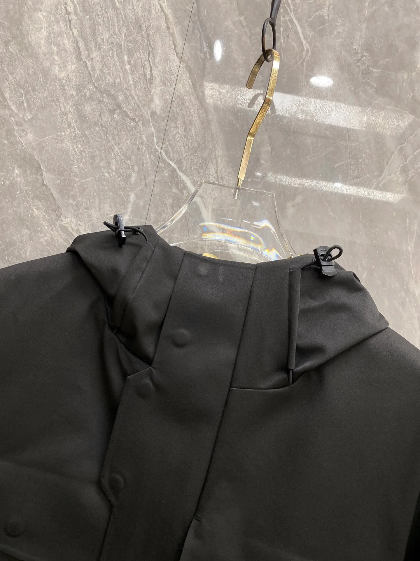 Men's Jackets And Down Jackets MONCLER 18348644