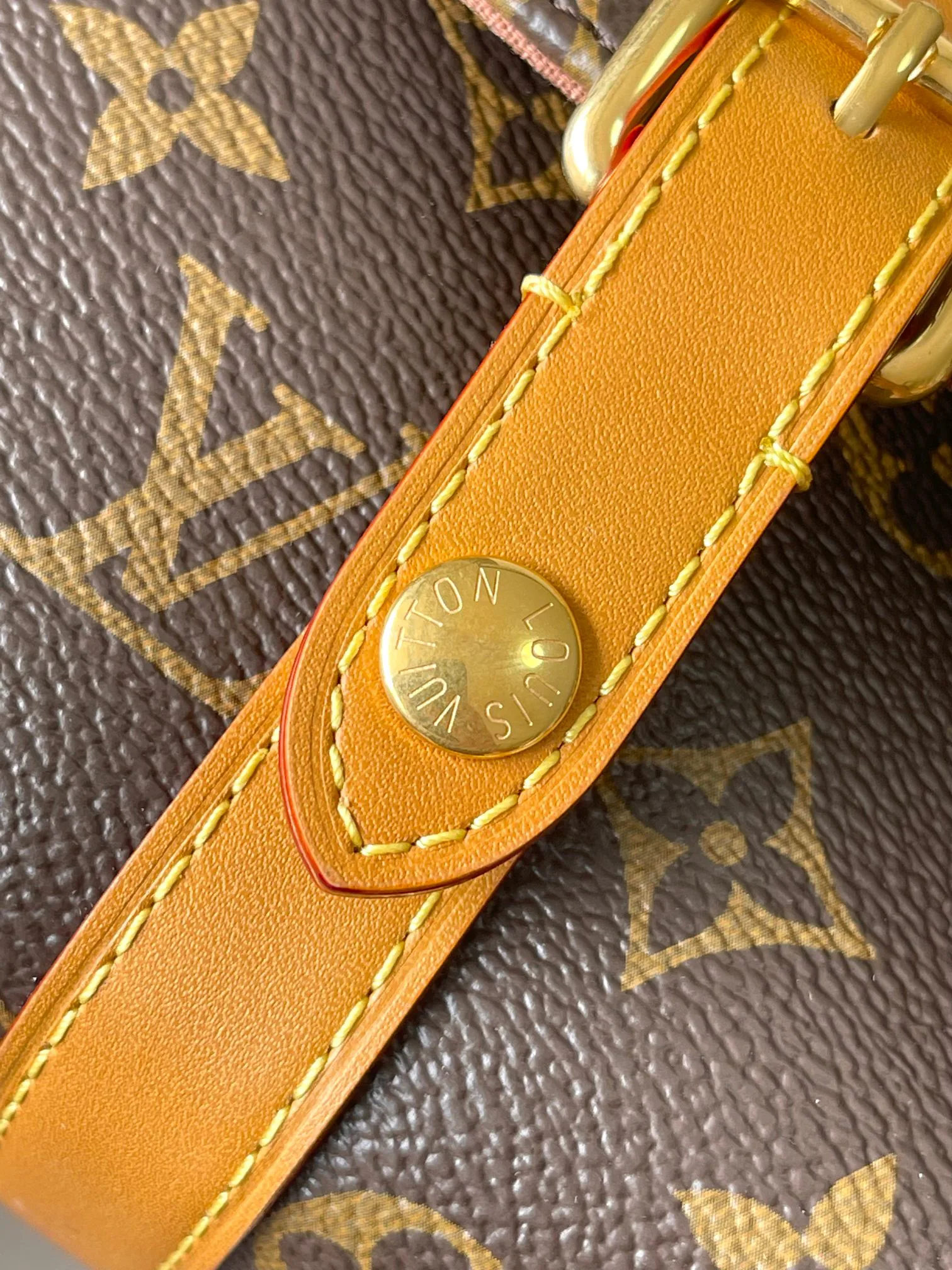 Women's Classic Handbags LOUIS VUITTON 18521090