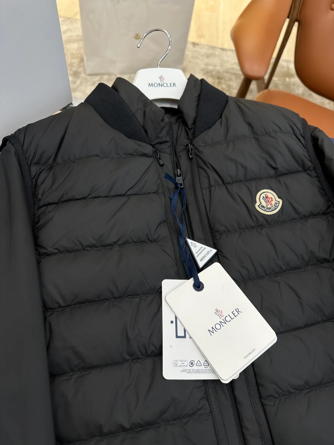 Men's Jackets And Down Jackets MONCLER 18461312