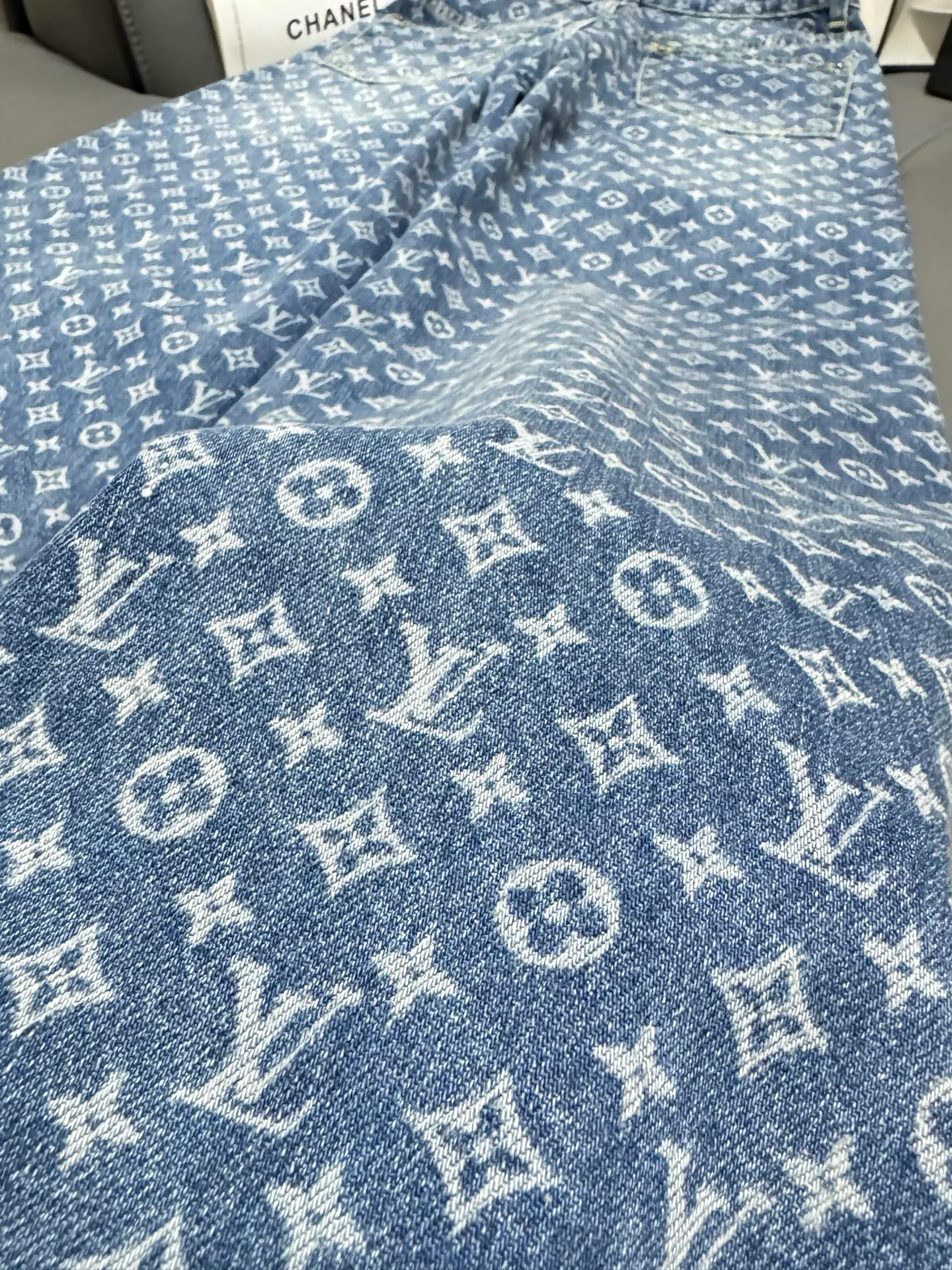 Women's Jeans LOUIS VUITTON 18174658