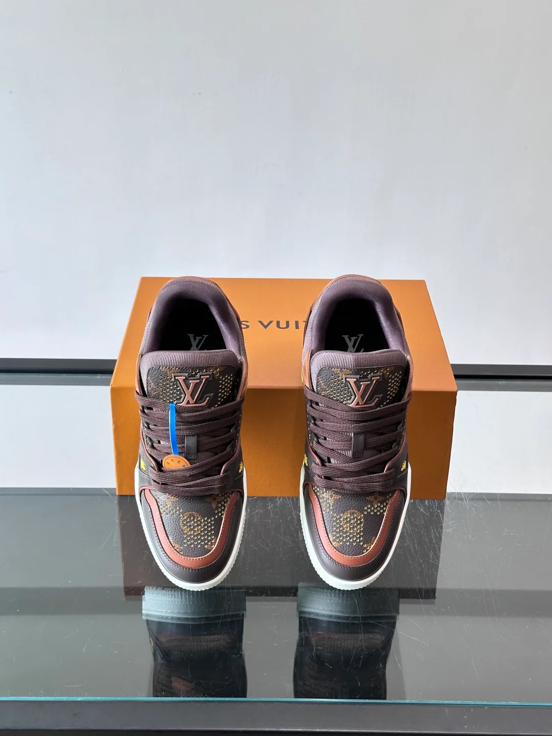 Women's Sneakers LOUIS VUITTON 17349546