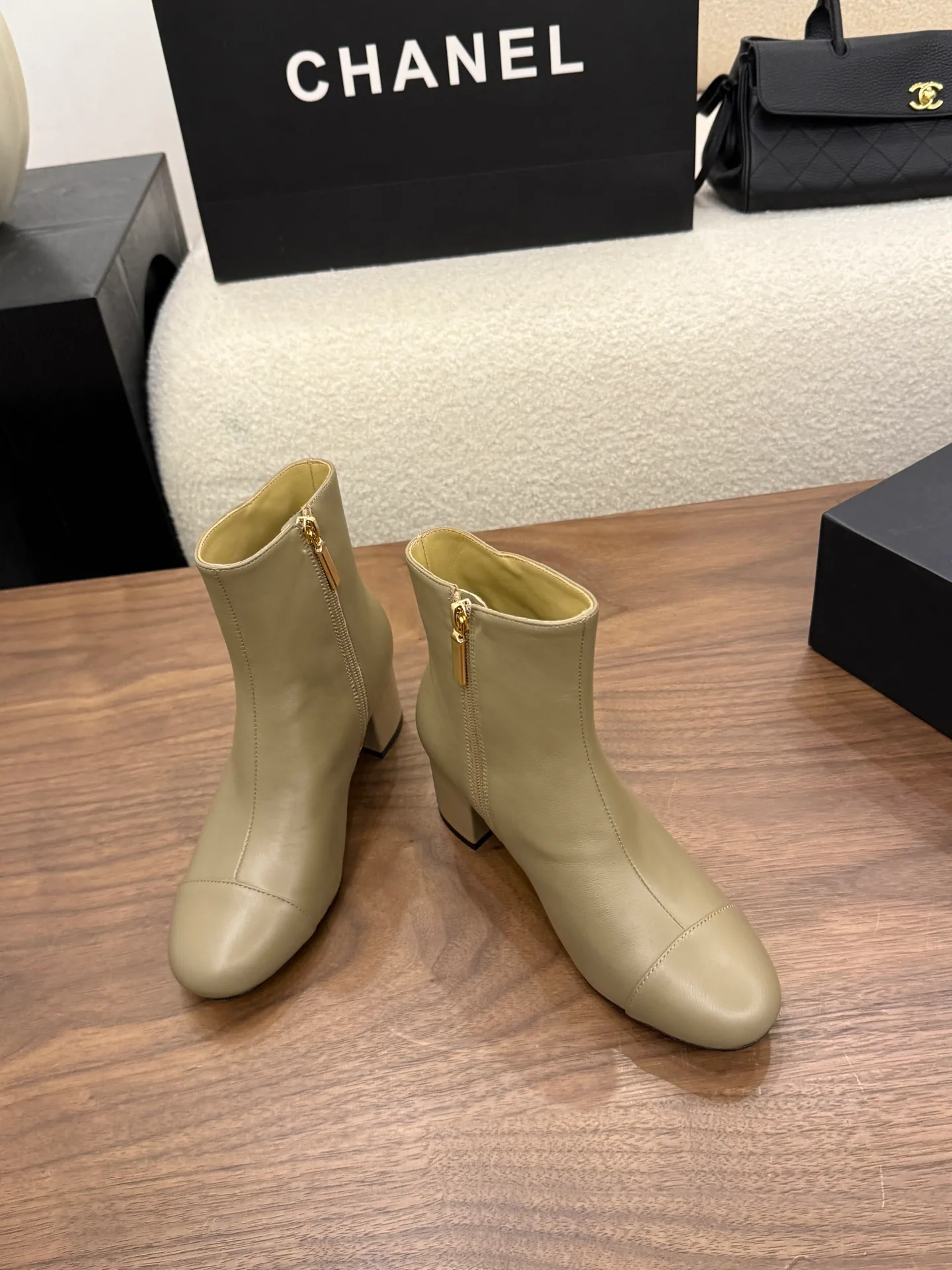 Women's Booties CHANEL 18323358
