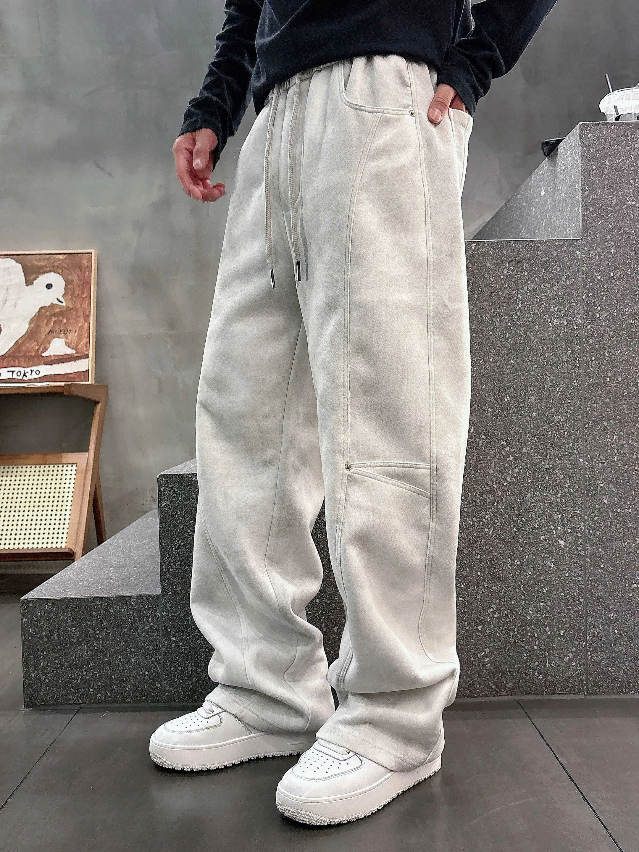 Men's Trousers PRADA 18455328