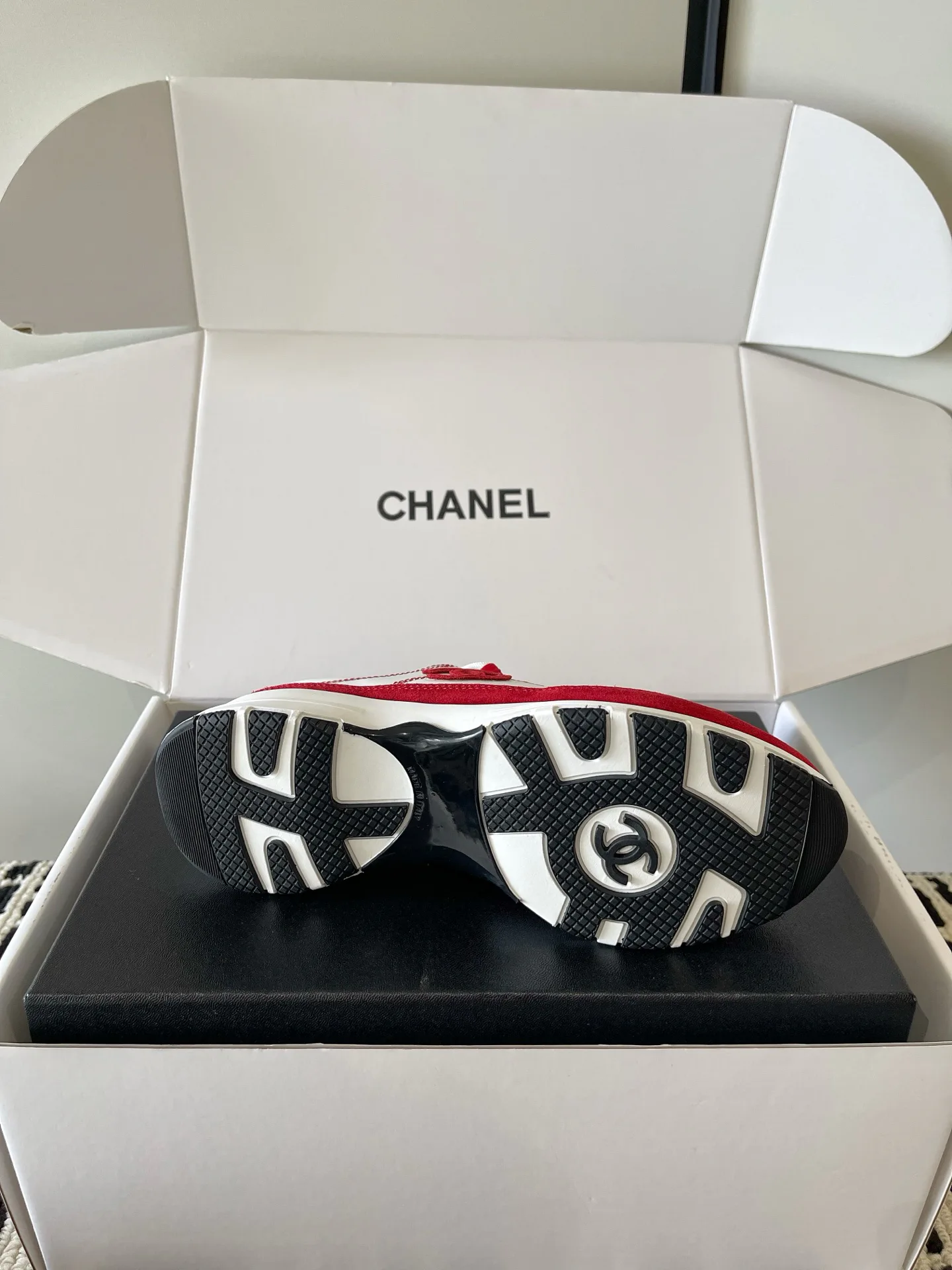 Women's Sneakers CHANEL 18283700