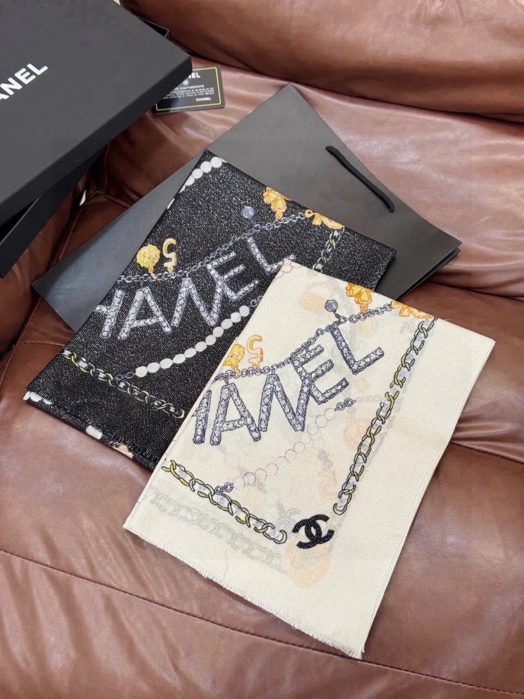 Scarves CHANEL 18322152