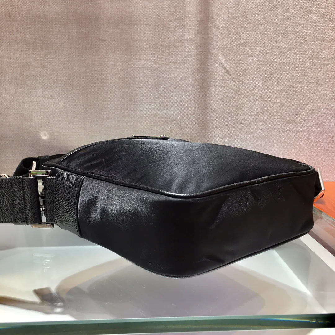 Women's Shoulder Bags PRADA 18323131