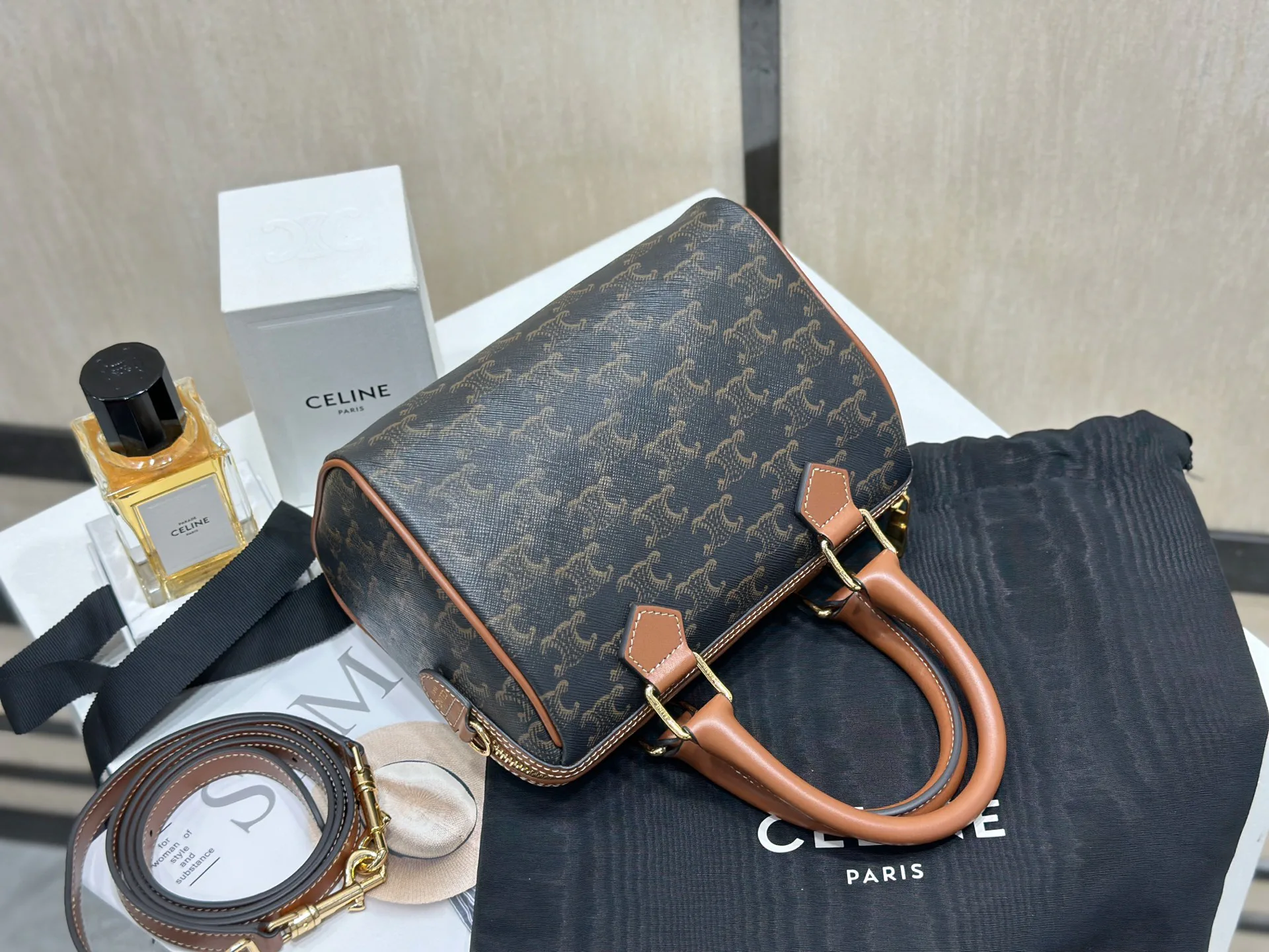 Women's Classic Handbags CELINE 17802983