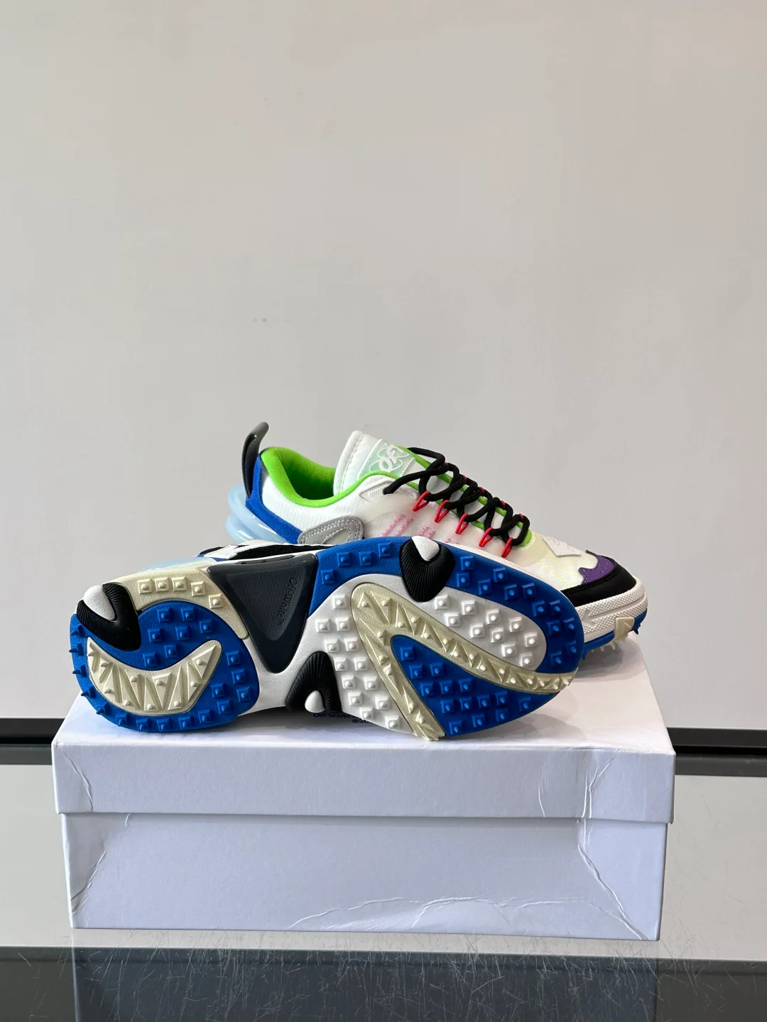 Women's Sneakers OFF-WHITE 17672649