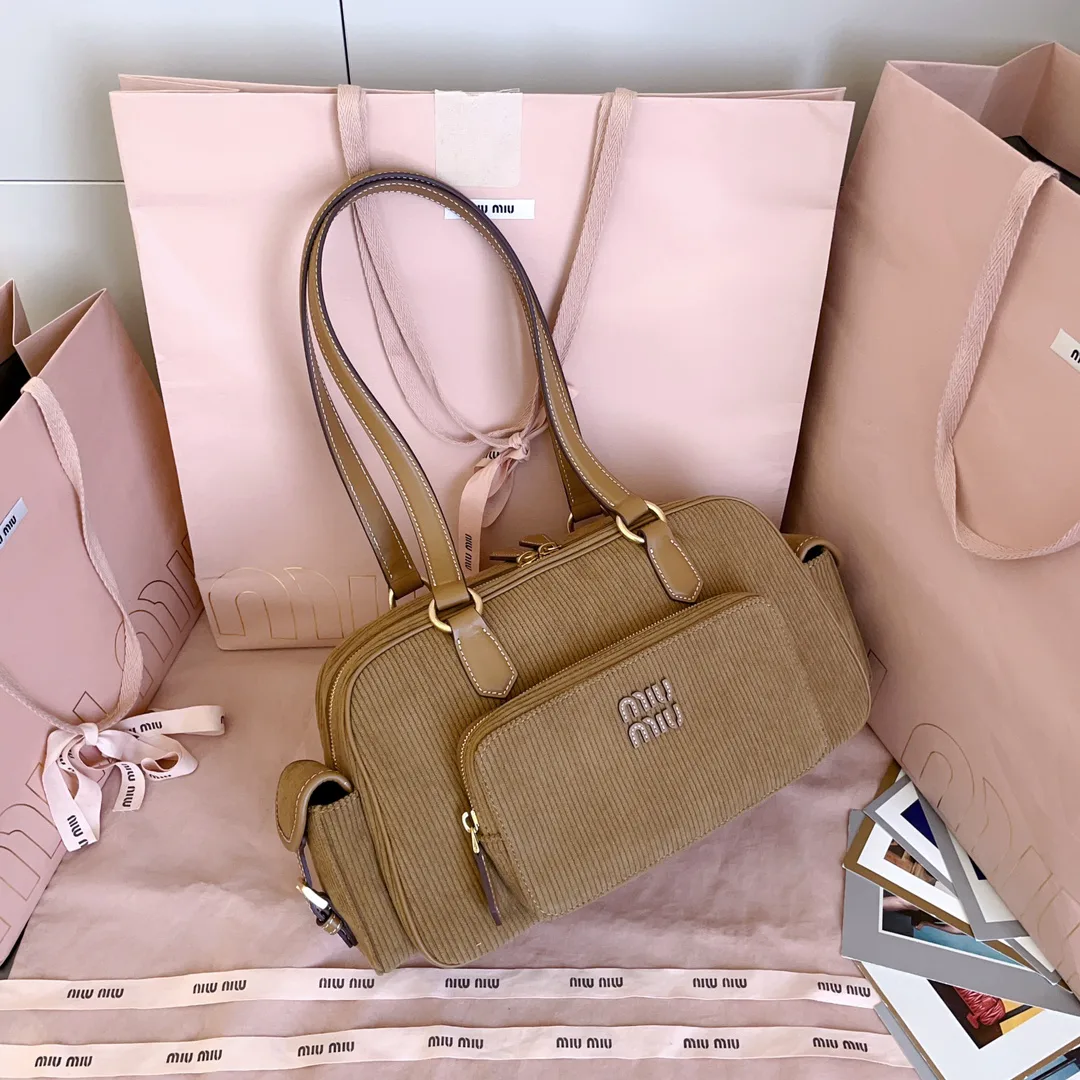 Классические Сумки Женские Miu Miu 18602488