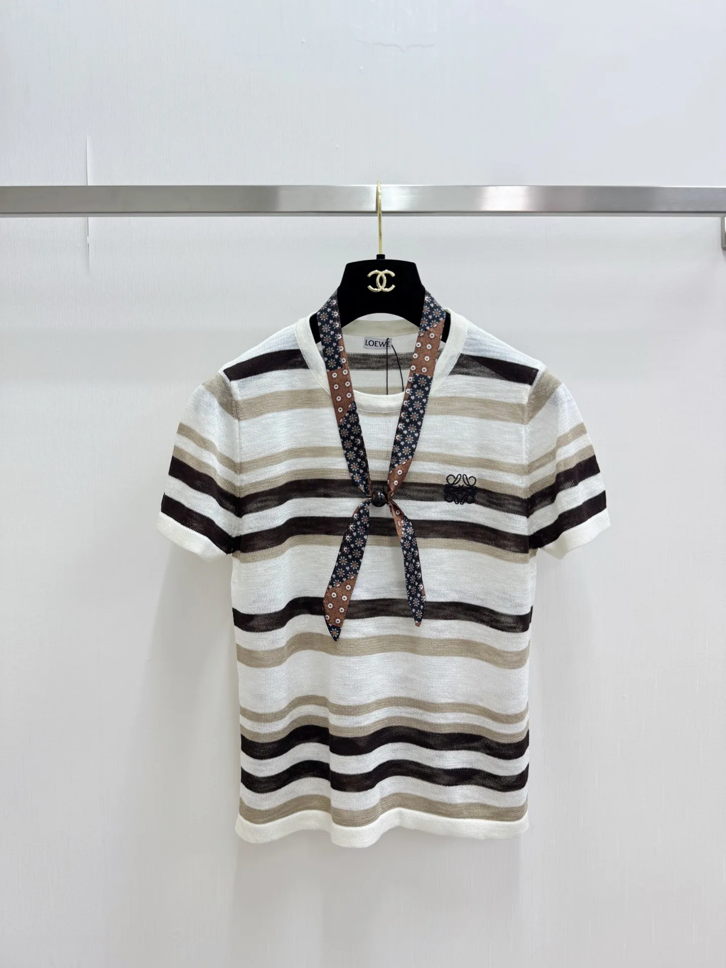 Women's T-Shirts LOEWE 17098955
