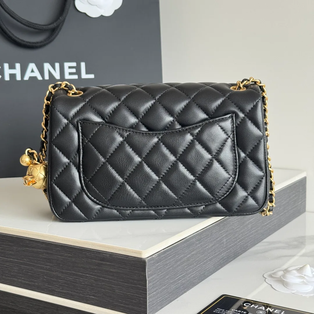 Women's Classic Handbags CHANEL 17827590