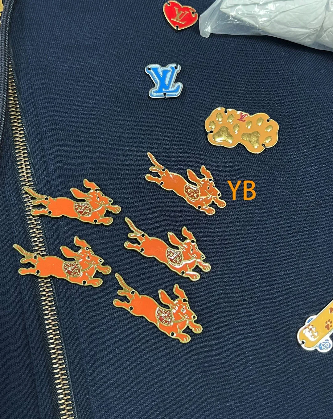 Men's Sweatshirts And Hoodies LOUIS VUITTON 17852634