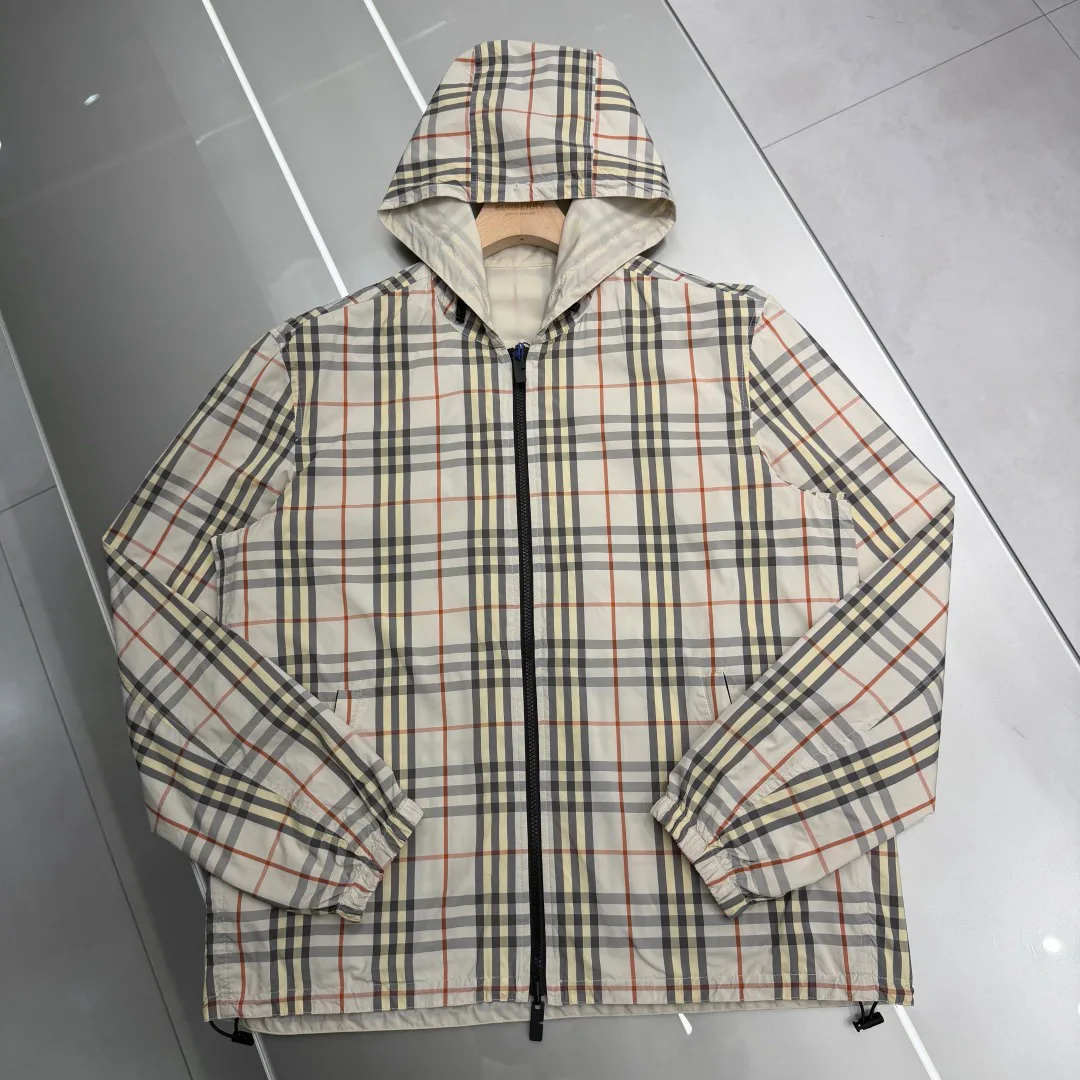 Men's Jackets And Down Jackets BURBERRY 18480315