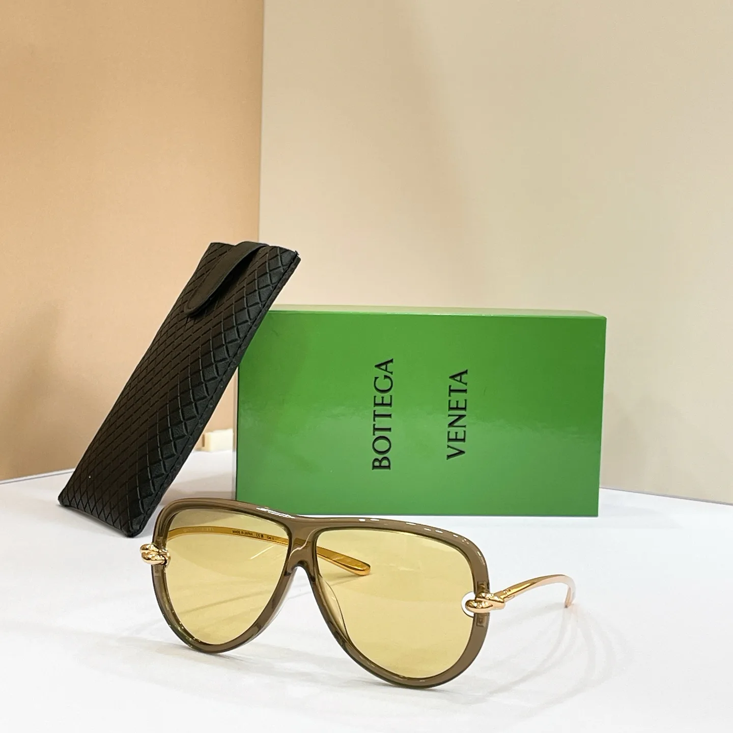 Glasses BOTTEGA VENETA 17495889