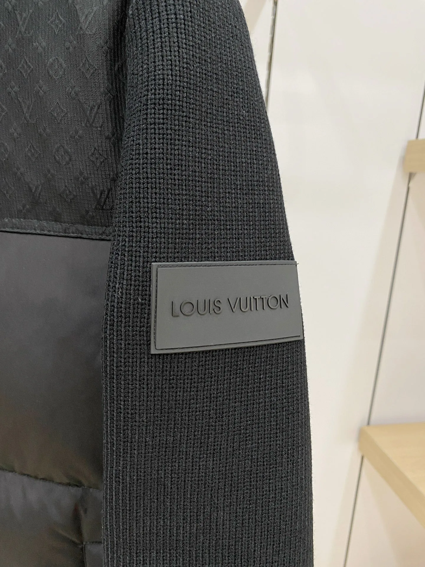 Куртки И Пуховики Мужские Louis Vuitton 18584897