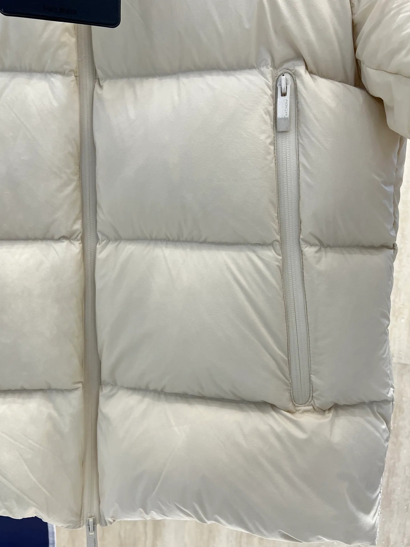 Men's Jackets And Down Jackets MONCLER 18231559