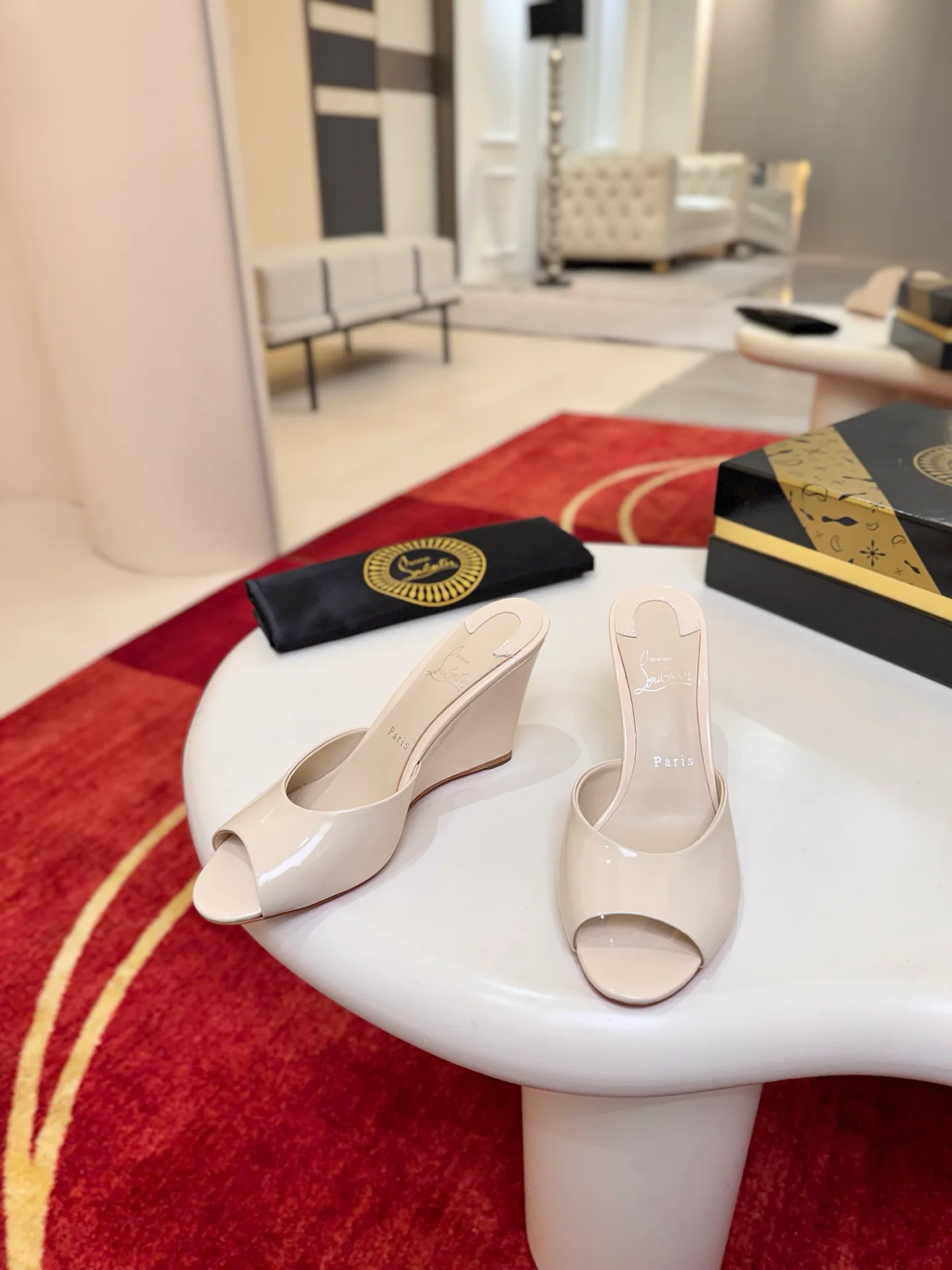 Women's Open-Toe Sandals CHRISTIAN LOUBOUTIN 18500931