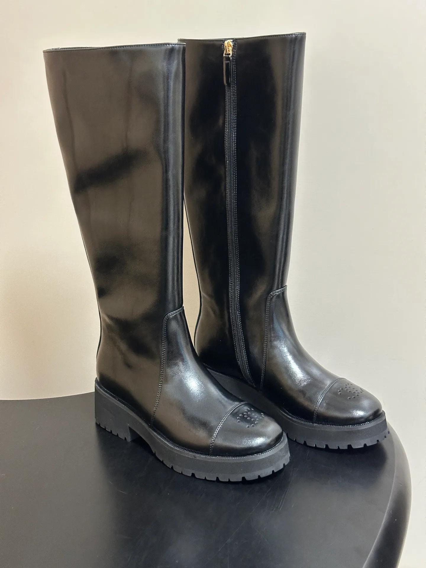 Women's Boots CHANEL 18048835