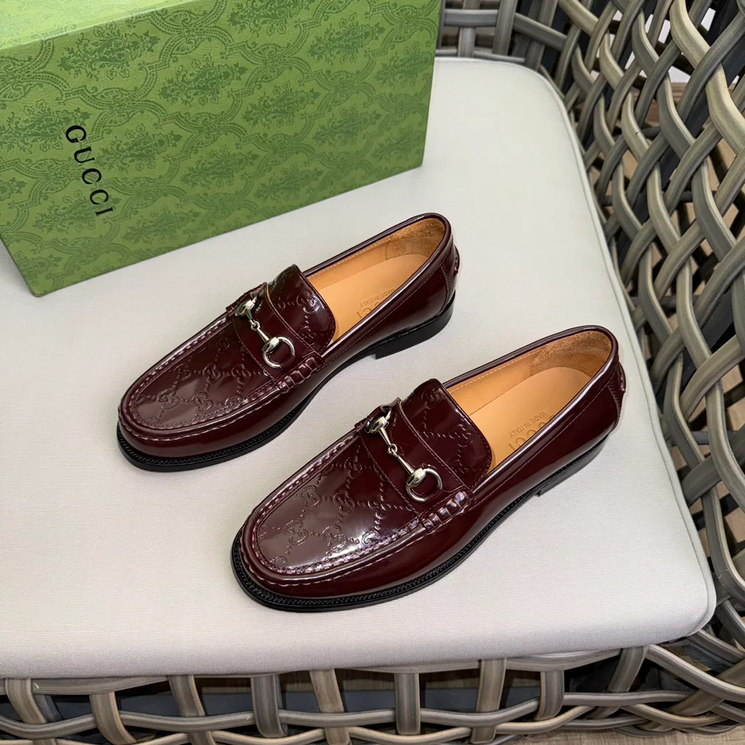 Men's Loafers And Dress Shoes GUCCI 17576637