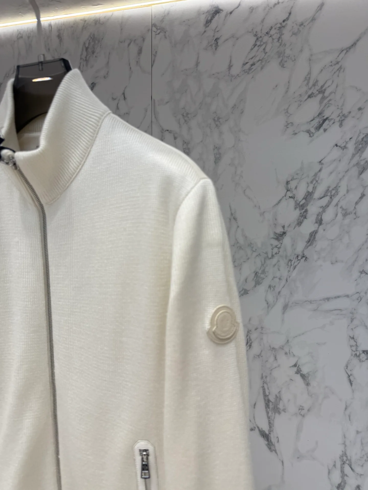 Men's Jackets And Down Jackets MONCLER 17867344