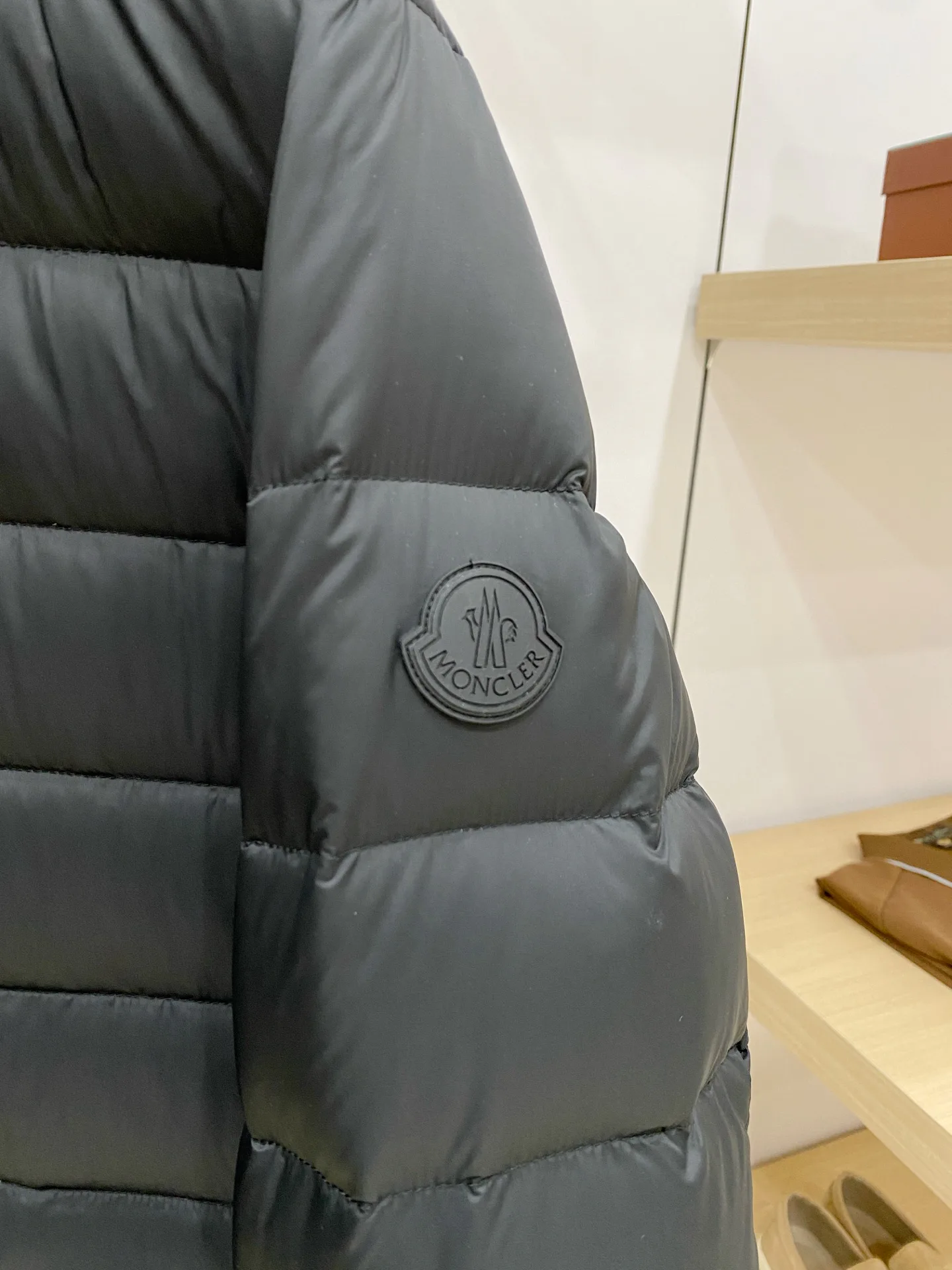 Куртки И Пуховики Мужские Moncler 18596290