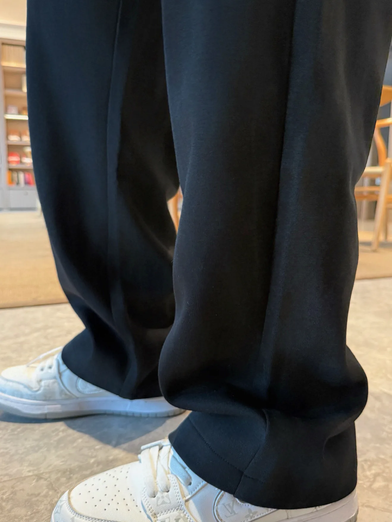 Men's Trousers BALENCIAGA 18345806