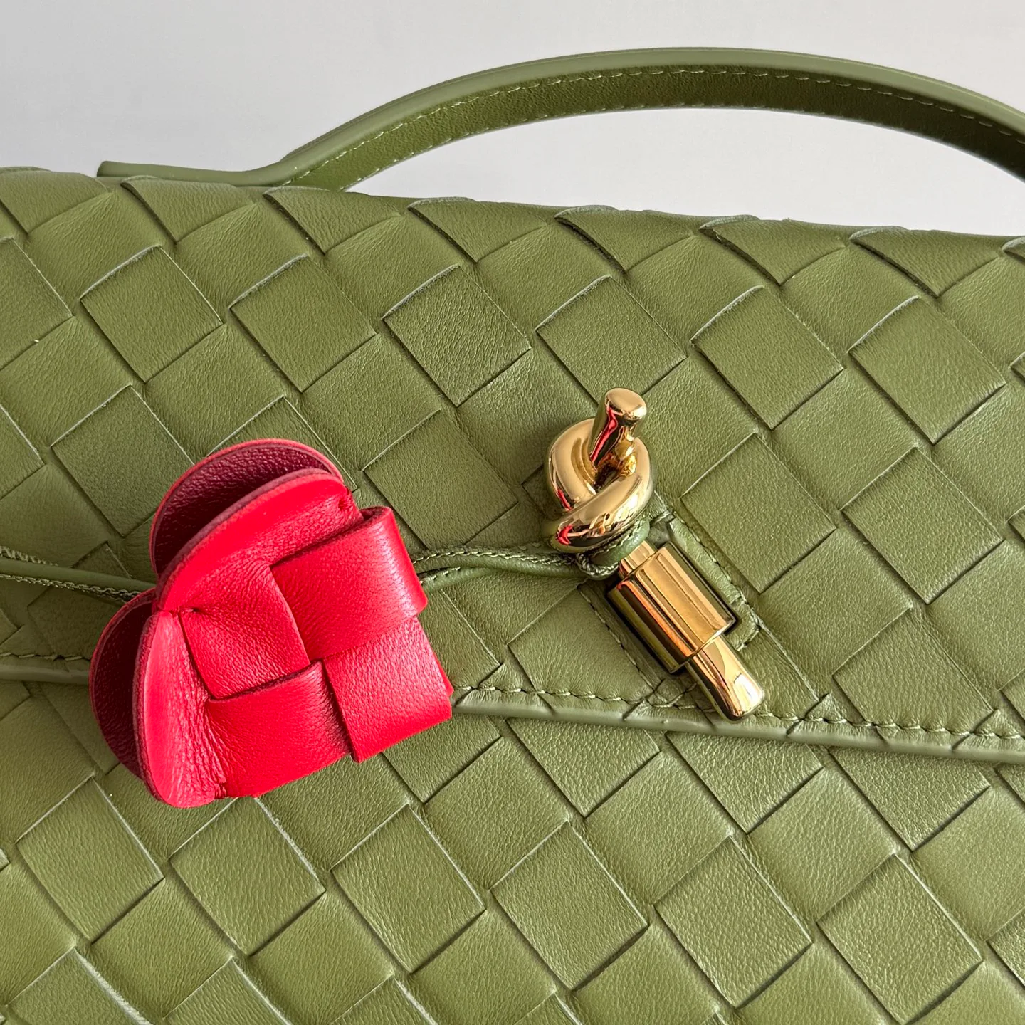 Women's Clutches BOTTEGA VENETA 18266715