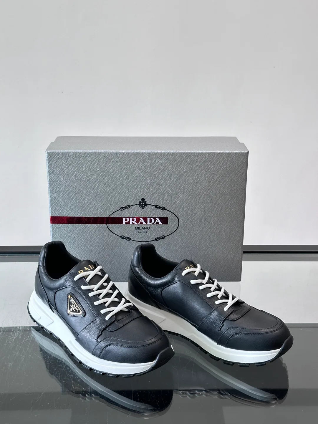 Men's Sneakers PRADA 18102659