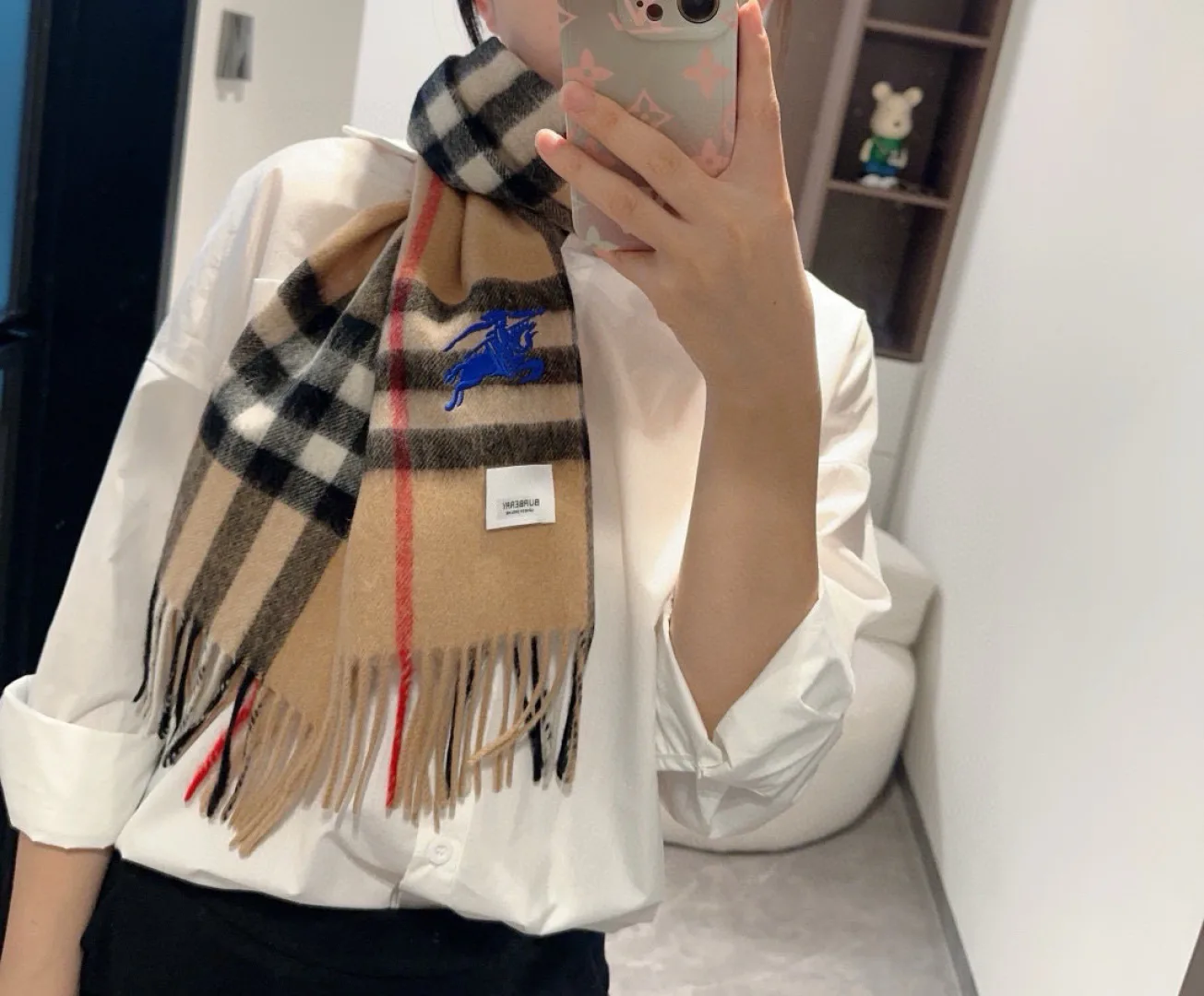 Scarves BURBERRY 18449891