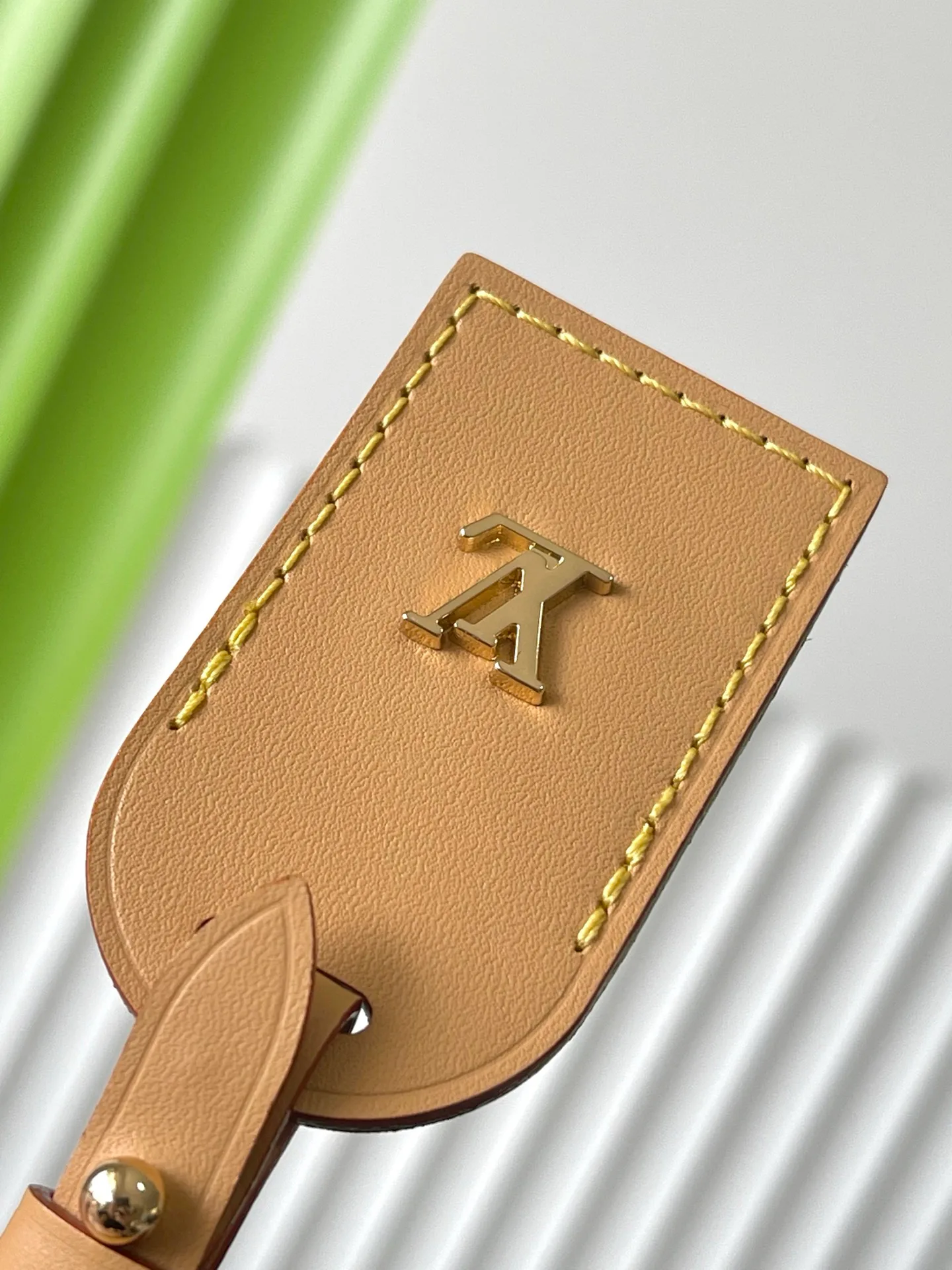 Women's Classic Handbags LOUIS VUITTON 18412658