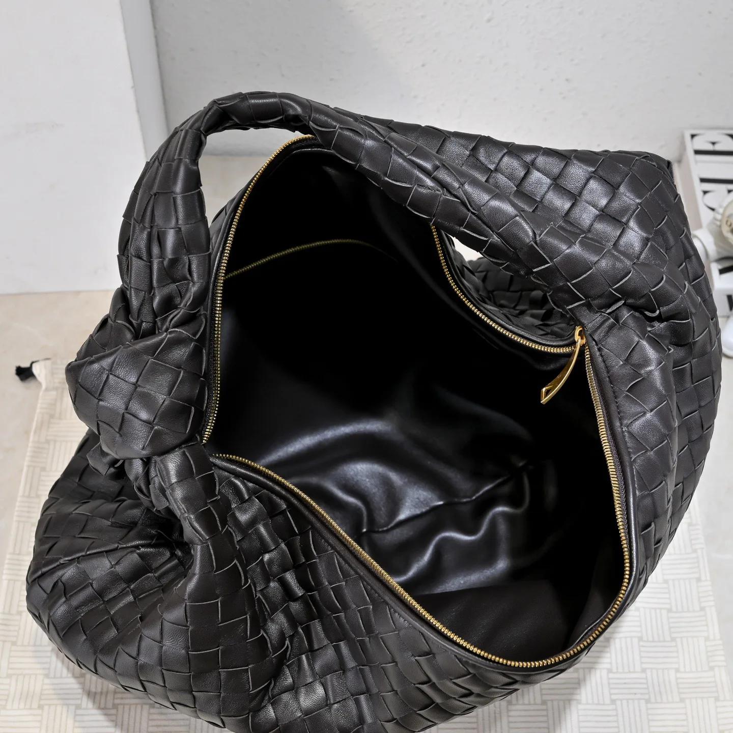 Women's Classic Handbags BOTTEGA VENETA 17884139