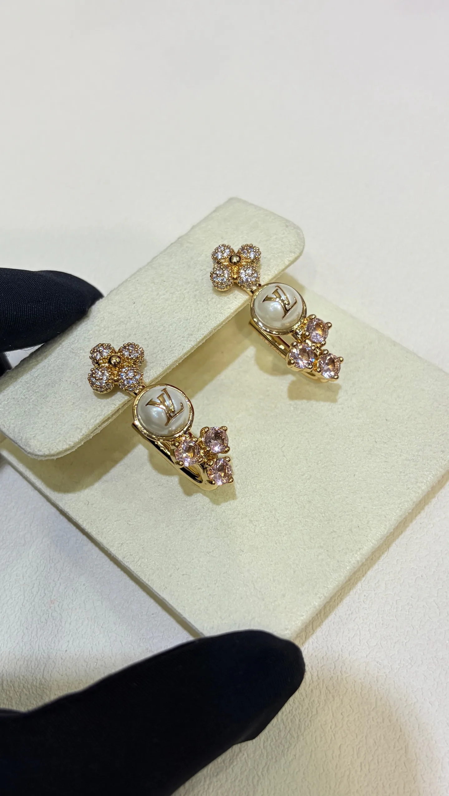 Jewelry LOUIS VUITTON 18504621