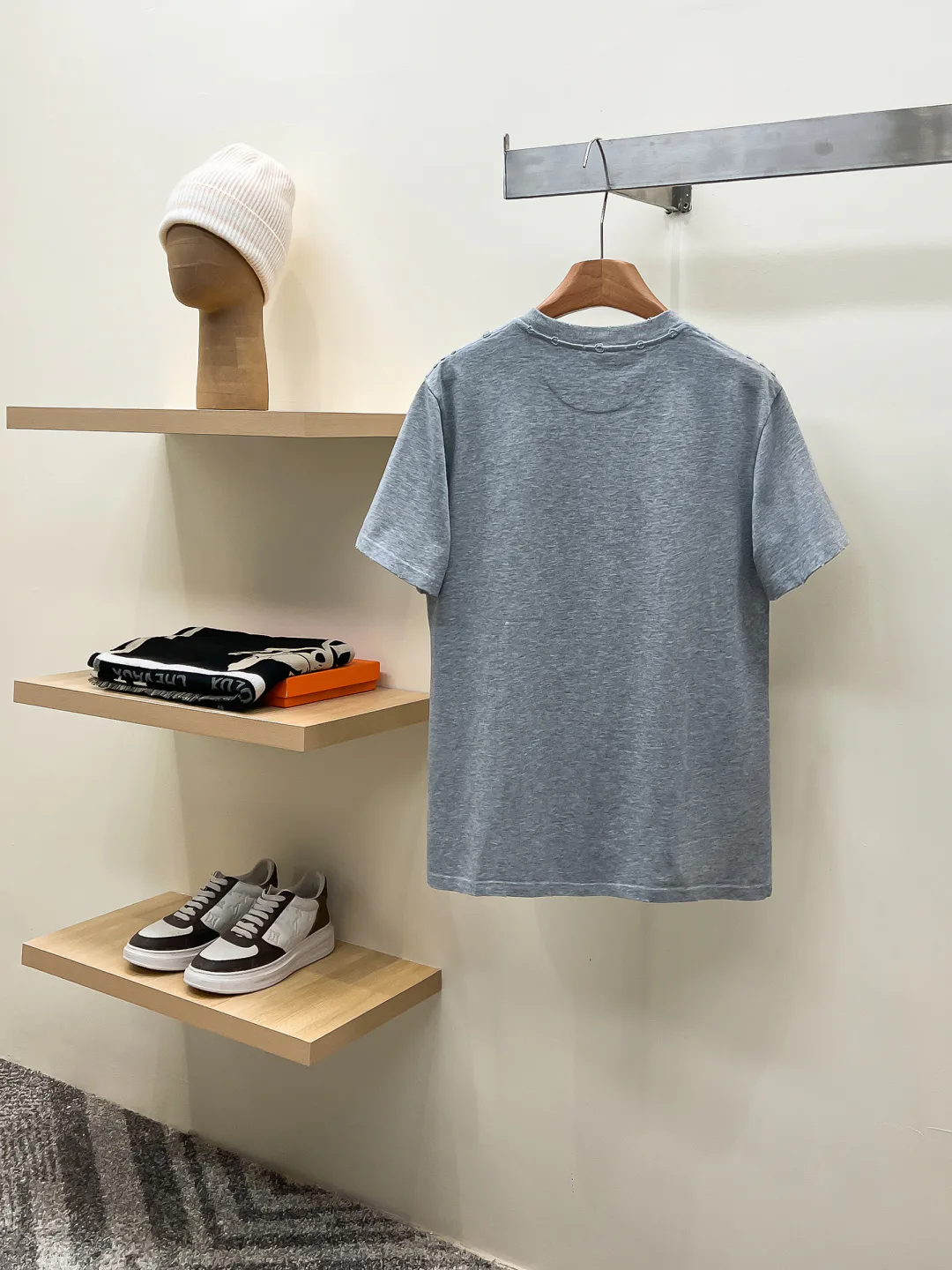 Men's T-Shirts LOEWE 18499401