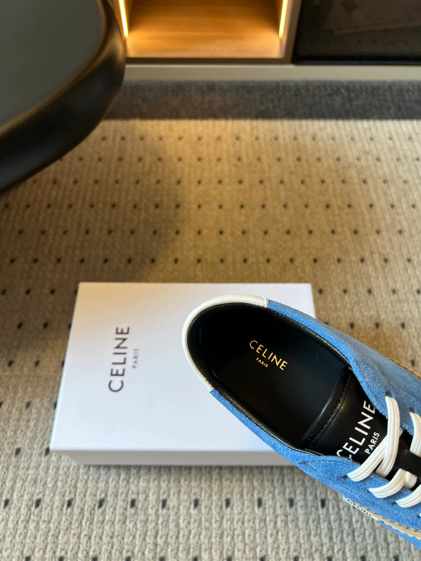 Women's Sneakers CELINE 18120881