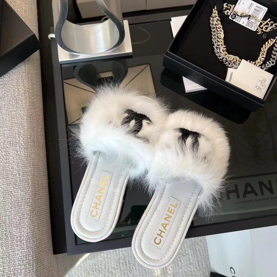 Women's Slippers CHANEL 18549713