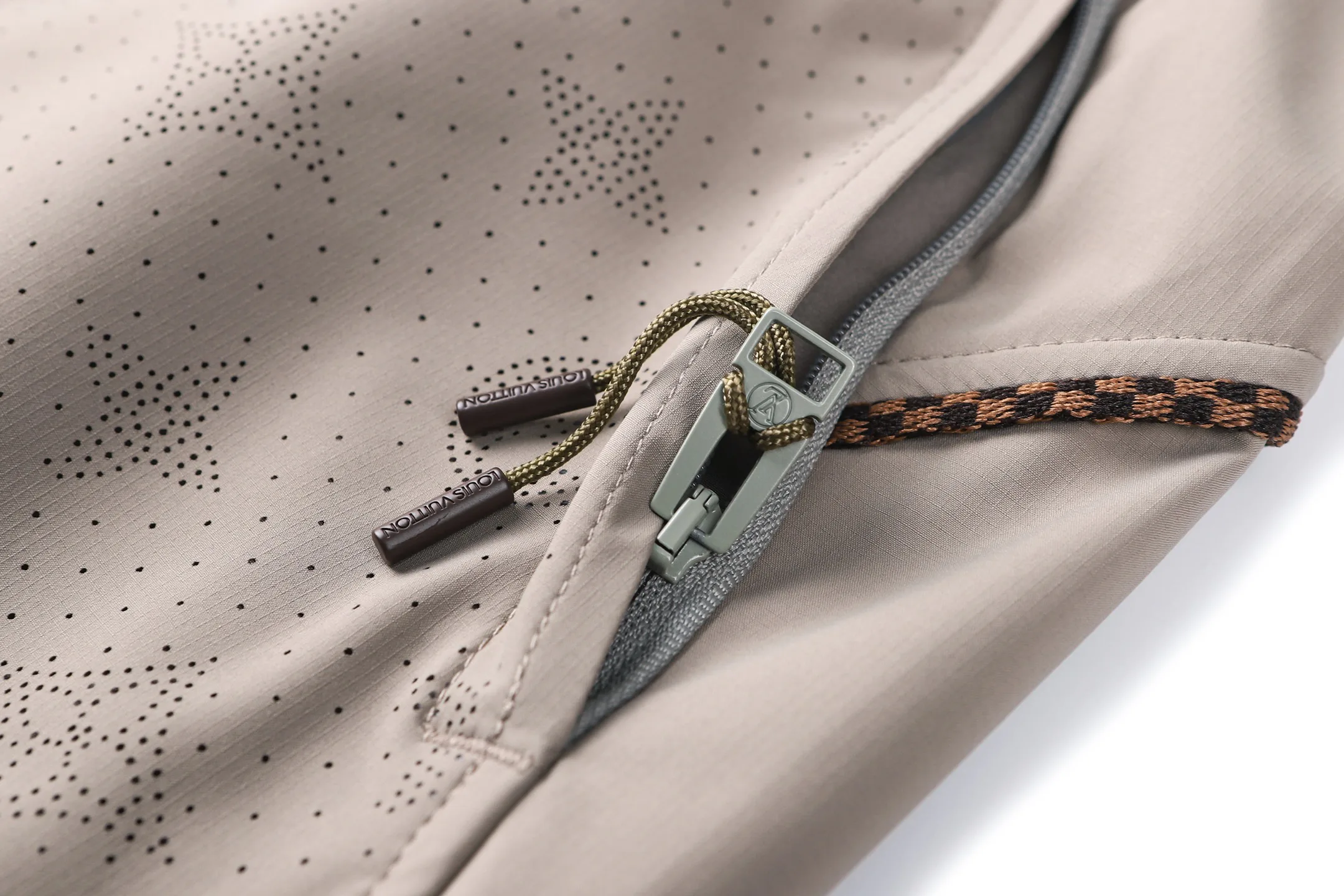 Men's Shorts LOUIS VUITTON 16864867