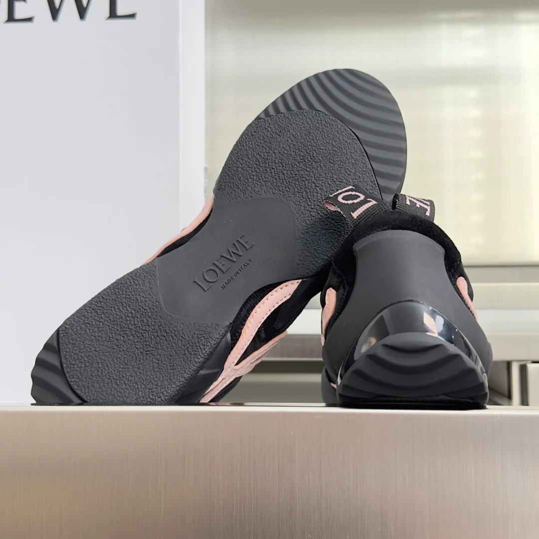 Women's Sneakers LOEWE 17803087